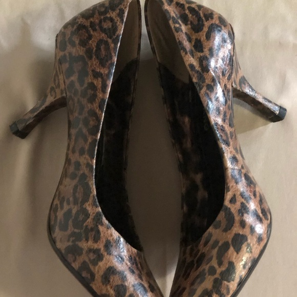 Tan-black Leopard heels - Picture 5 of 7